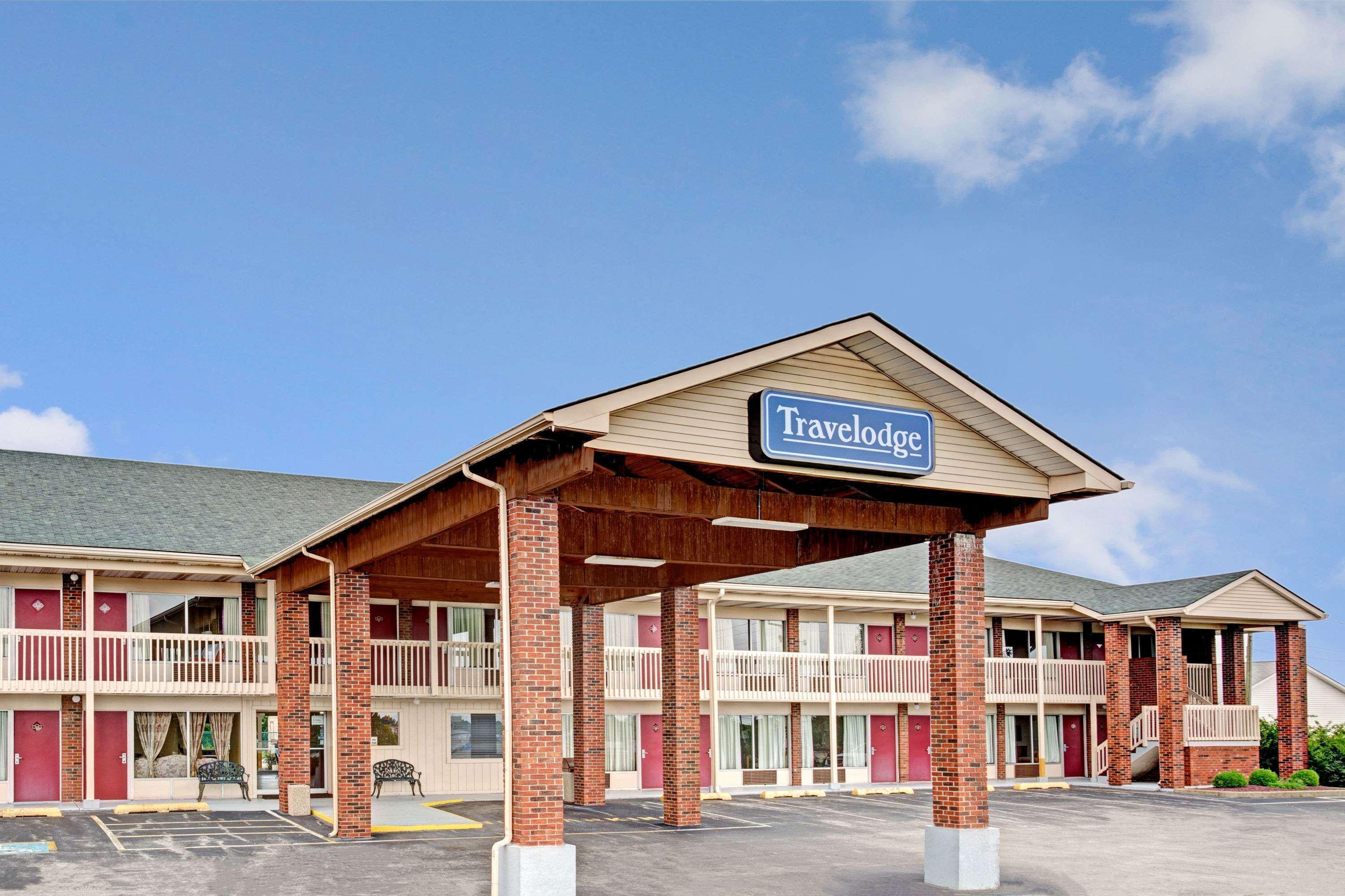 Travelodge By Wyndham Sellersburg المظهر الخارجي الصورة